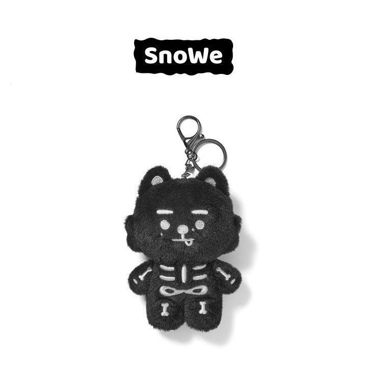 ENHYPEN — ENCHIN PLUSH SPOOKY KEYRING merchandise — detail 14 of 32