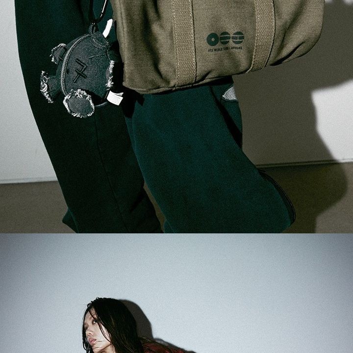 BTS - WORLD TOUR 'ARIRANG' Official Light Stick Bag merchandise — detail 15 of 20