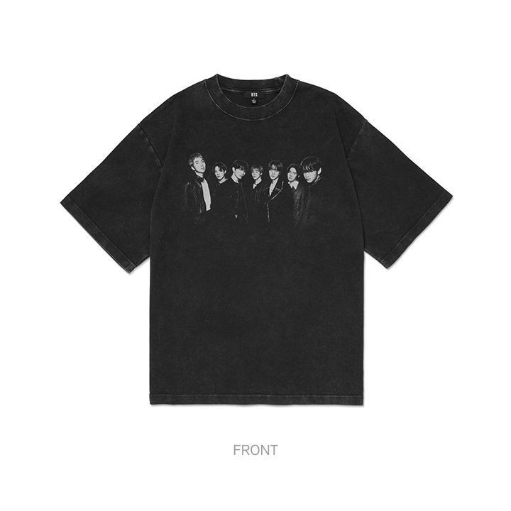 BTS - WORLD TOUR 'ARIRANG' S/S Photo T-Shirt (Black) merchandise — detail 2 of 20