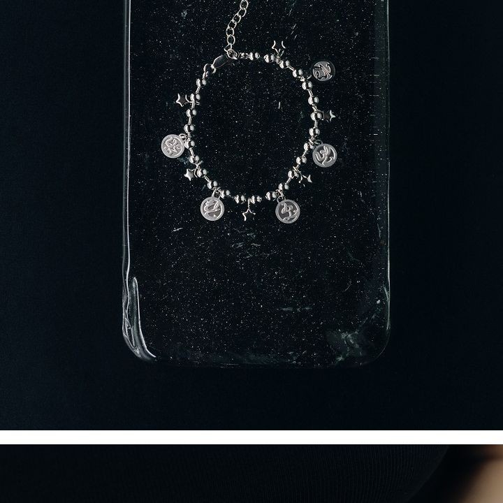 BTS — Bracelet merchandise — detail 14 of 20