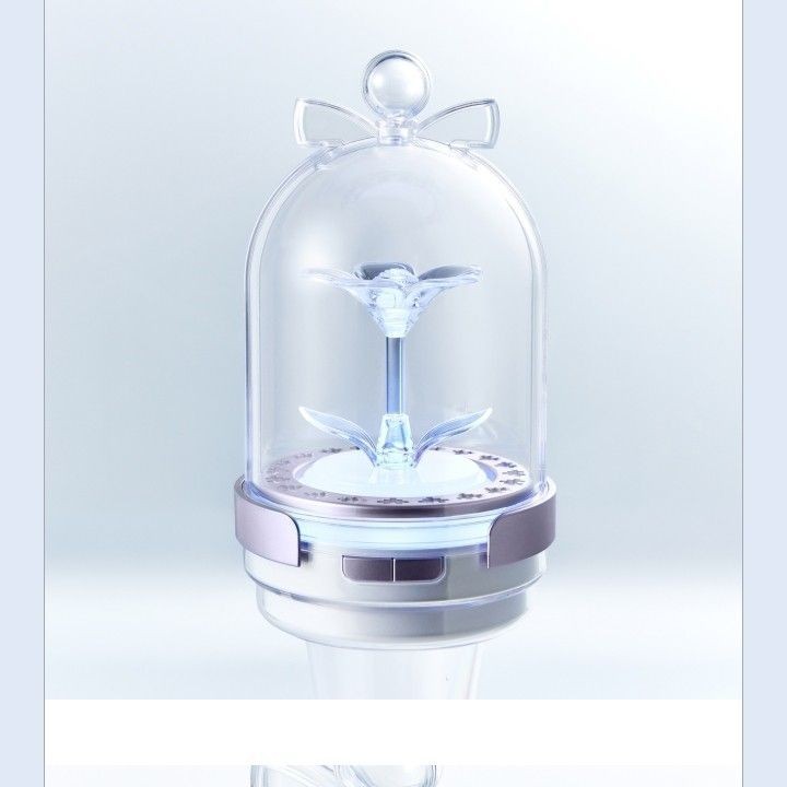 ILLIT — OFFICIAL LIGHT STICK light stick — detail 9 of 45
