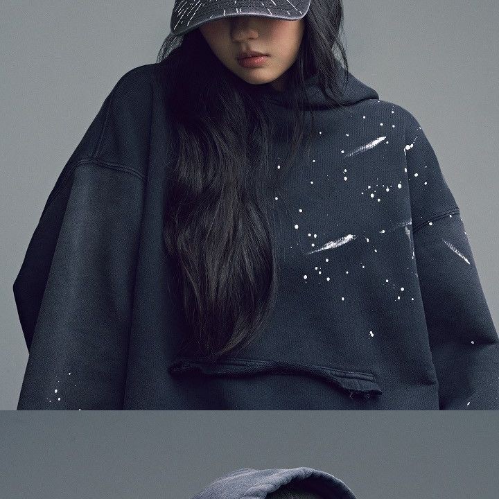 BTS - WORLD TOUR 'ARIRANG' Hoodie (Black) merchandise — detail 16 of 27