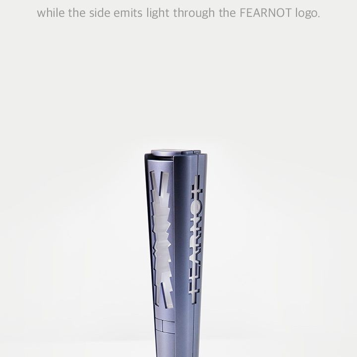 LE SSERAFIM — OFFICIAL LIGHT STICK light stick — detail 7 of 28