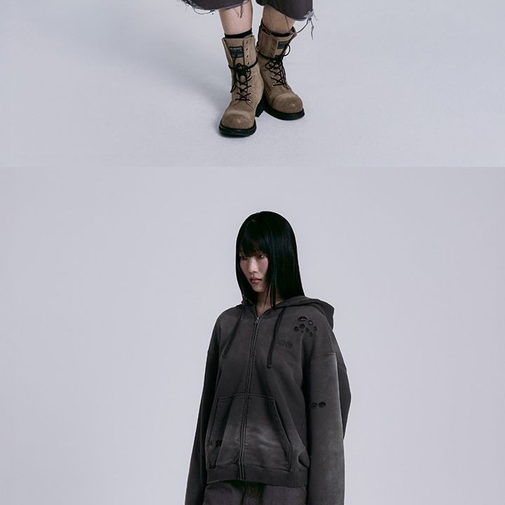 BTS - WORLD TOUR 'ARIRANG' Zip-up Hoodie (Charcoal) merchandise — detail 12 of 25