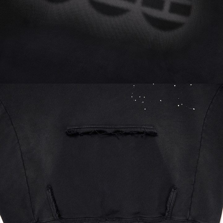 BTS - WORLD TOUR 'ARIRANG' Hoodie (Black) merchandise — detail 9 of 27
