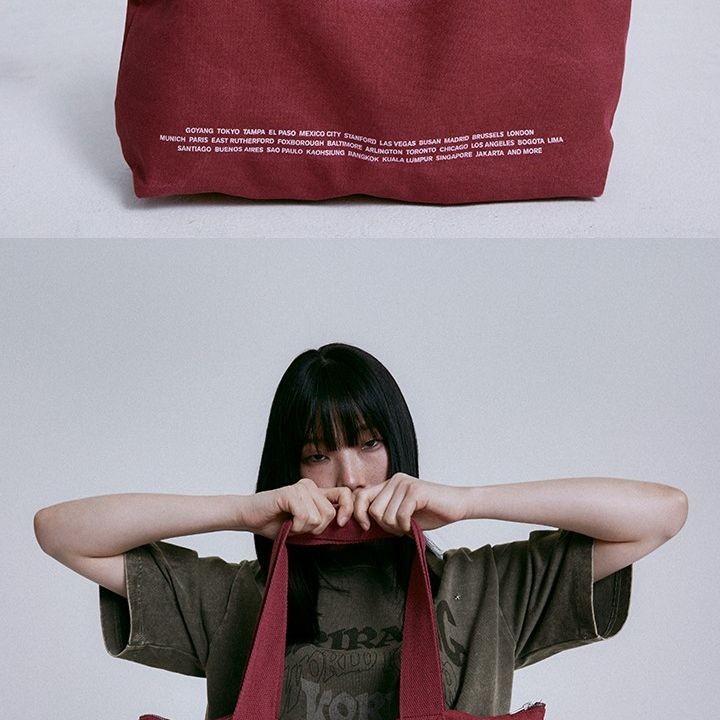 BTS - WORLD TOUR 'ARIRANG' Fabric Bag merchandise — detail 12 of 19
