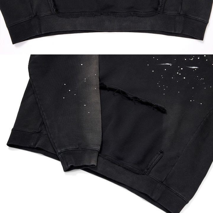 BTS - WORLD TOUR 'ARIRANG' Hoodie (Black) merchandise — detail 10 of 27