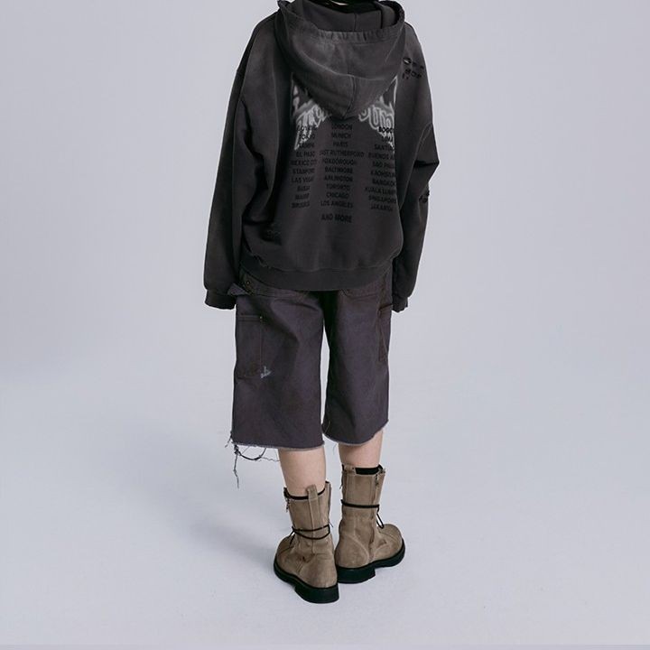 BTS - WORLD TOUR 'ARIRANG' Zip-up Hoodie (Charcoal) merchandise — detail 14 of 25