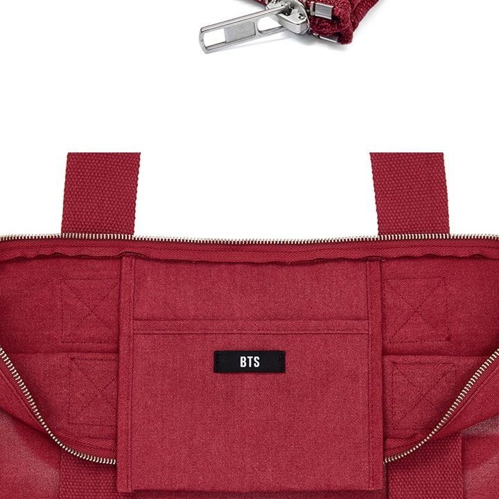 BTS - WORLD TOUR 'ARIRANG' Fabric Bag merchandise — detail 9 of 19